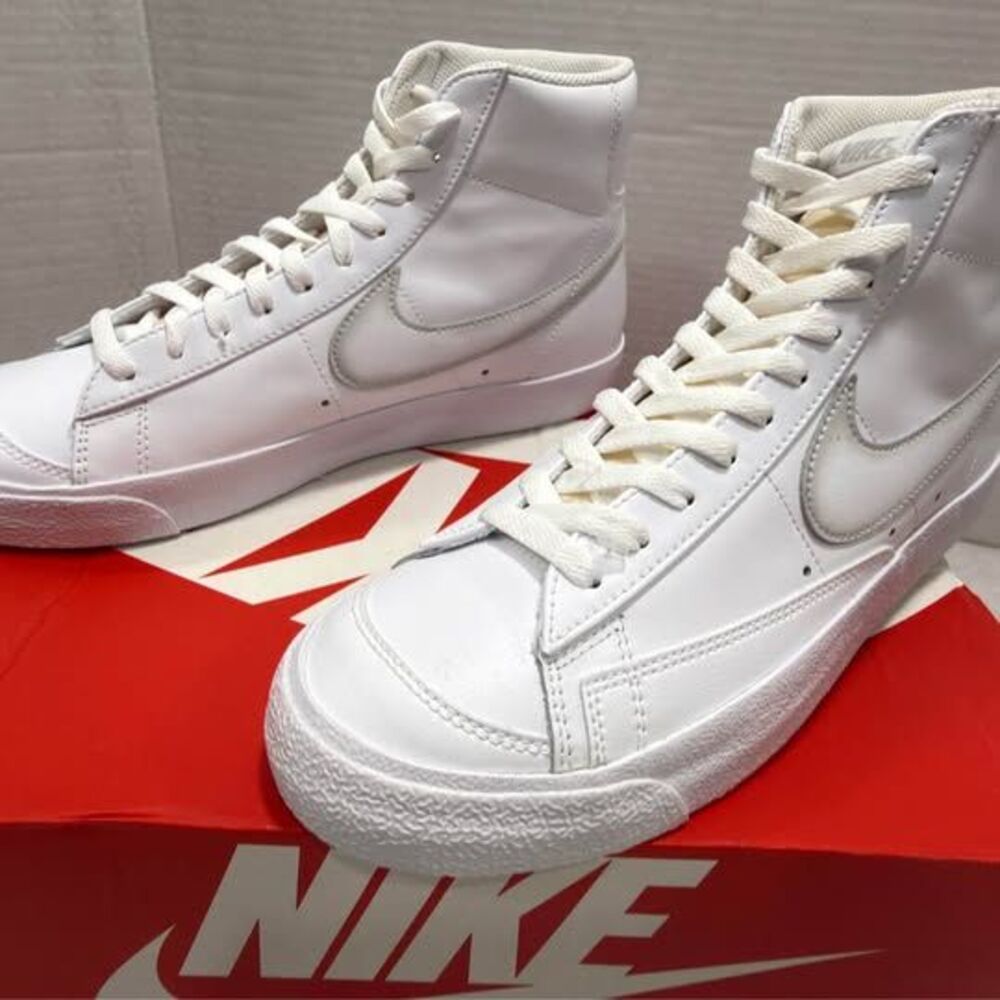 NEW Nike Blazer Mid ‘77 Vintage Airbrush Swoosh Photon Dust Men’s Size 10